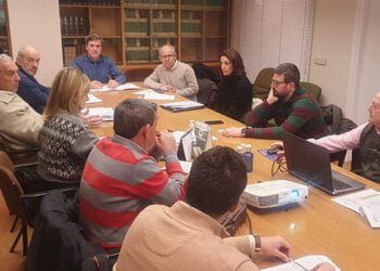 El Gobierno regional y la Diputación Provincial de Cuenca han mejorado 30 caminos en la provincia de Cuenca dentro del convenio suscrito entre ambas administraciones 1 El Gobierno regional y la Diputación Provincial de Cuenca han mejorado 30 caminos en la provincia de Cuenca dentro del convenio suscrito entre ambas administraciones