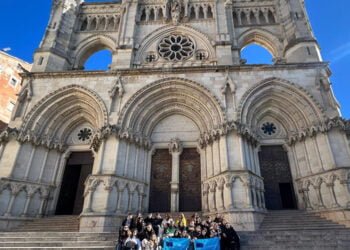El IES Cañada de la Encina de Iniesta recibe la visita de alumnos portugueses