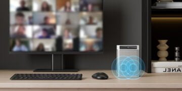 El renovado Minisforum MC560 (Mini PC + Webcam) sale a la venta este viernes