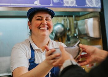 Fundación ”la Caixa” ha facilitado en Cuenca 90 nuevos empleos a personas en riesgo de exclusión este 2022