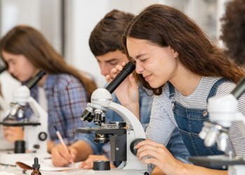 La Delegación de Educación, Cultura y Deportes de Guadalajara organiza un curso protagonizado por científicas del Observatorio Astronómico de Yebes