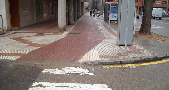 GuadaENBICI felicita al Ayuntamiento por el desmantelamiento del carril bici de la calle Julián Besteiro 1 GuadaENBICI felicita al Ayuntamiento por el desmantelamiento del carril bici de la calle Julián Besteiro