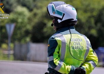 Detenida una conductora por homicidio imprudente y conducir bajo los efectos del alcohol tras el accidente mortal de Albadelejo del Cuende 1 Guardia Civil