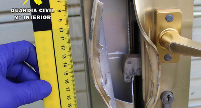 La Guardia Civil desarticula en Gipuzkoa y Guadalajara una banda que actuó en viviendas de Burgos y Navarra