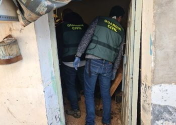 La Guardia Civil detiene a dos personas como supuestos autores de varios robos y hurtos en vehículos en Las Pedroñeras 4 La Guardia Civil detiene a dos personas como supuestos autores de varios robos y hurtos en vehículos en Las Pedroñeras
