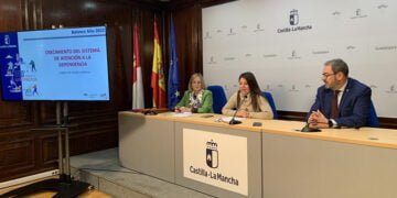 La Junta incrementa el presupuesto en Dependencia un 65 por ciento desde 2015 hasta los 615 millones de euros en 2023