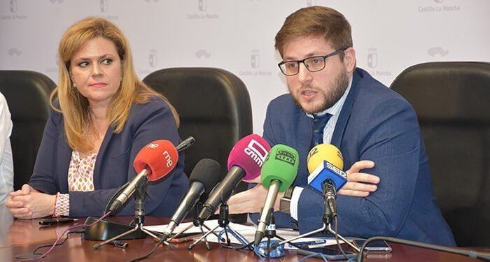 La Junta pone en marcha el servicio de autobús que conecta Cuenca con Utiel 1 La Junta pone en marcha el servicio de autobús que conecta Cuenca con Utiel