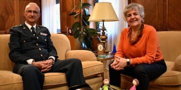 La subdelegada del Gobierno en Cuenca despide al comandante Francisco Javier Ciudad con motivo de su paso a la jubilación