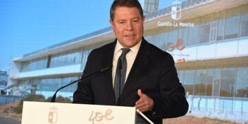 Page avanza un “acuerdo” entre la Junta y el Sindicato Médico que permitirá la “autogestión” de las listas de pacientes de Atención Primaria