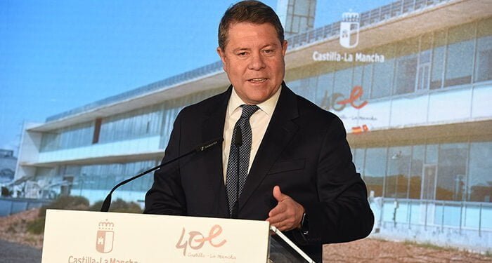 Page avanza un “acuerdo” entre la Junta y el Sindicato Médico que permitirá la “autogestión” de las listas de pacientes de Atención Primaria