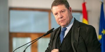 Page compromete otros “ocho millones de euros” en políticas sociales y Dependencia para “mejorar las condiciones” de los usuarios