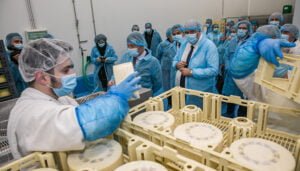 Page reconoce en el éxito del queso manchego parte de la identidad de Castilla-La Mancha, “una tierra con los pies en el suelo”