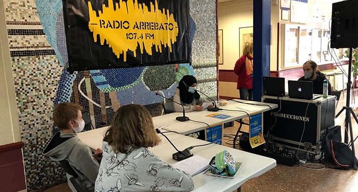 Radio Arrebato celebrará el Día Mundial de la Radio en un programa especial con los alumnos del Brianda de Mendoza