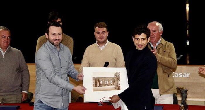 Sebastián Fernández, Diego Peseiro, Rafa Ayuso y Campos Taurinos premiados en El Casar