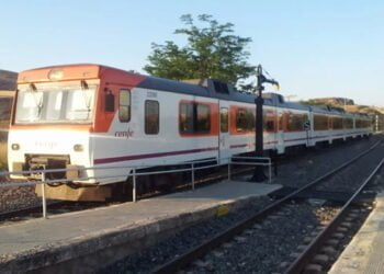 Un total de 11 Ayuntamientos de la agrupación Pueblos con el Tren recurren ante la Audiencia Nacional el cierre de la línea de ferrocarril Aranjuez-Cuenca-Utiel