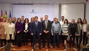 Un total de 13 municipios de Cuenca firman el protocolo de adhesión a la Oficina de Asistencia, Asesoramiento e Intermediación Hipotecaria