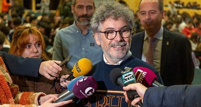 Un total de 650 estudiantes, la Escuela de Arte y la UAH asisten a las charlas sobre cine de animación impartidas por Core Animation, con Pedro Solís 1 Un total de 650 estudiantes, la Escuela de Arte y la UAH asisten a las charlas sobre cine de animación impartidas por Core Animation, con Pedro Solís