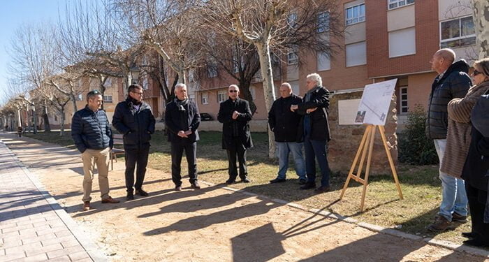 Vega y el alcalde de Molina de Aragón inauguran el renovado Parque de la Alameda