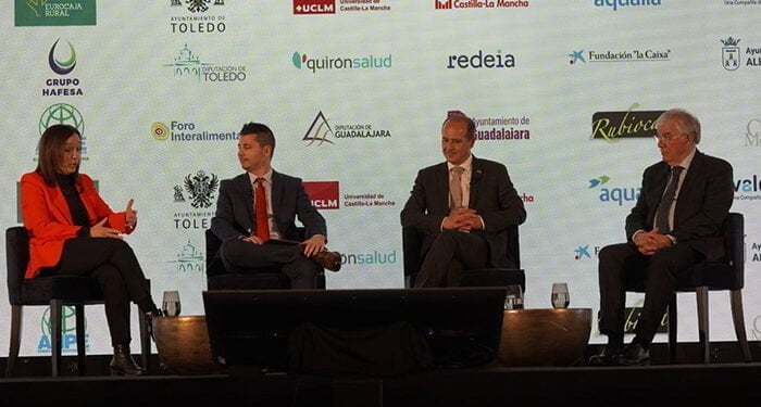 Alberto Rojo analiza el impacto positivo de la expansión empresarial de la ciudad en su hacienda local durante el II Foro Económico Español de Castilla-La Mancha 1 Alberto Rojo analiza el impacto positivo de la expansión empresarial de la ciudad en su hacienda local durante el II Foro Económico Español de Castilla-La Mancha