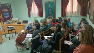 AMEP congrega a más de veinte personas en Landete en la jornada sobre medidas de apoyo a empresas