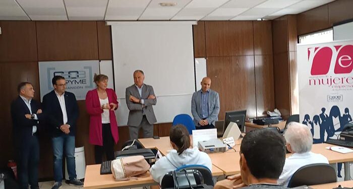 AMEP congrega en Tarancón a más de quince personas en su jornada de ayudas a empresas en el mundo rural 1 AMEP congrega en Tarancón a más de quince personas en su jornada de ayudas a empresas en el mundo rural