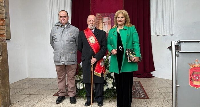 Arteche destaca la importancia del hermanamiento de Carboneras de Guadazaón con Daroca y Luchente en torno a los corporales