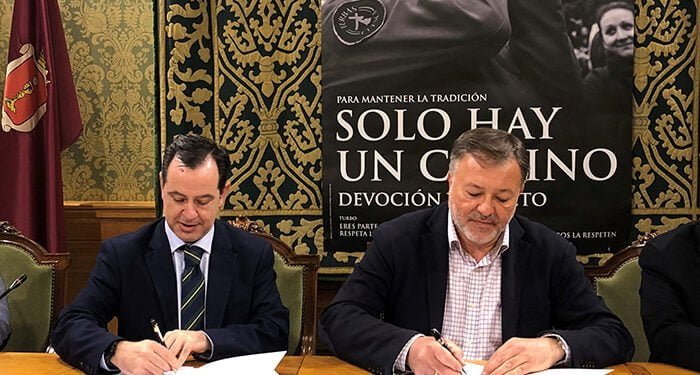 Ayuntamiento de Cuenca y Junta de Cofradías suscriben su convenio de colaboración para el desarrollo de la Semana Santa