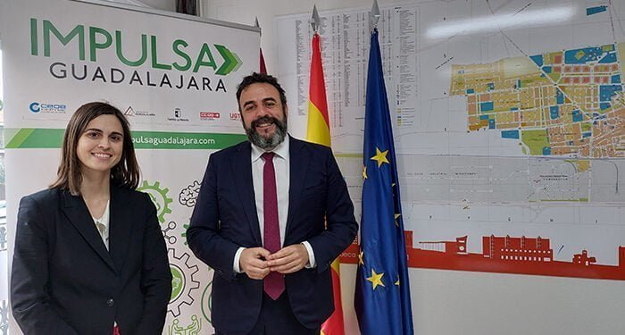 Azuqueca de Henares se interesa por ‘Impulsa Guadalajara’ en una reunión de trabajo mantenida con sus técnicos
