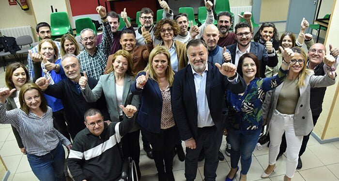 Dolz presenta una lista electoral con siete independientes y cargos provinciales y nacionales