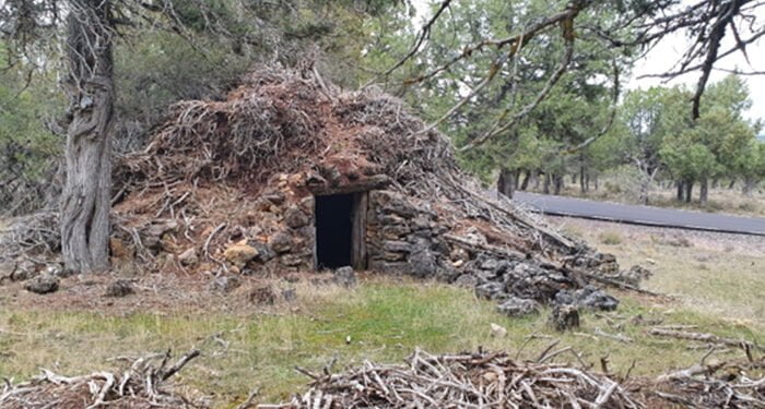 El Ayuntamiento de Olmeda de Cobeta hace un llamamiento a voluntarios para recuperar el chozón sabinero