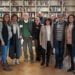 El encuentro con el escritor Miguel Romero abre una biblioteca en Torrejoncillo del Rey