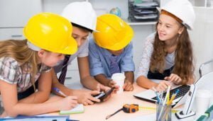 El Gobierno regional convoca, por primera vez, diferentes actividades en los centros educativos para celebrar la Semana de la Seguridad y la Salud