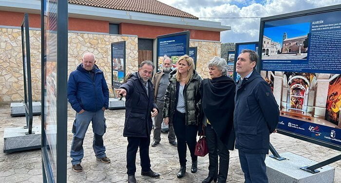 El Gobierno regional lleva a Priego la exposición itinerante de fotografía que conmemora el 40 aniversario del Estatuto de Autonomía de Castilla-La Mancha 1 El Gobierno regional lleva a Priego la exposición itinerante de fotografía que conmemora el 40 aniversario del Estatuto de Autonomía de Castilla-La Mancha