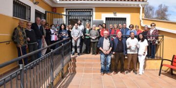 El Gobierno regional y el Ayuntamiento de La Almarcha inauguran la vivienda de mayores de la localidad que cuenta con 10 plazas