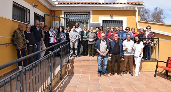 El Gobierno regional y el Ayuntamiento de La Almarcha inauguran la vivienda de mayores de la localidad que cuenta con 10 plazas 1 El Gobierno regional y el Ayuntamiento de La Almarcha inauguran la vivienda de mayores de la localidad que cuenta con 10 plazas