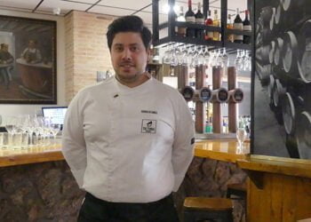 El sector hostelero de Tarancón se suma a las campañas de sensibilización organizadas por el Plan de Empleo de Cruz Roja Cuenca