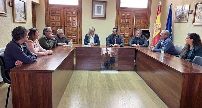 El único matadero público de la Sierra Norte ampliará instalaciones para el sacrificio de bovino gracias a ADEL