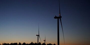 España Vaciada tacha de inaceptable e incongruente que el MITECO ensalce la escasa población como atractivo para atraer renovables
