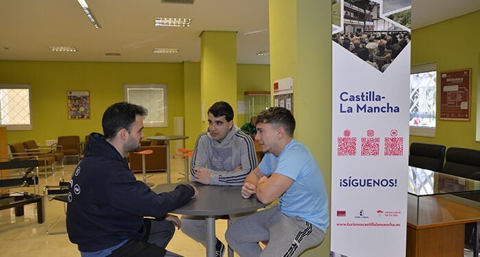 Estudiantes y personal de la UCLM tienen acceso a través de códigos QR a la información turística de la región 1 Estudiantes y personal de la UCLM tienen acceso a través de códigos QR a la información turística de la región
