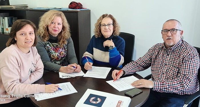 Firmado el nuevo convenio del Personal Laboral de ayuntamiento de Osa de la Vega 1 Firmado el nuevo convenio del Personal Laboral de ayuntamiento de Osa de la Vega