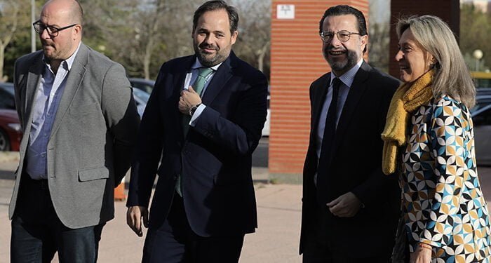 Guarinos defiende una política municipal basada en “la confianza y la seguridad jurídica como claves para el crecimiento económico y el bienestar de la ciudad de Guadalajara”