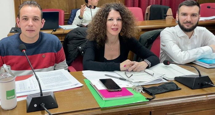 IU Azuqueca denuncia las irregularidades laborales de la empresa AULA ABIERTA S.L, la concesionaria del servicio de apoyo al bilingüismo