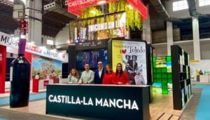 La Agrupación de Hostelería de Cuenca, presente en B-Travel en el stand de Castilla-La Mancha con el apoyo de la Diputación