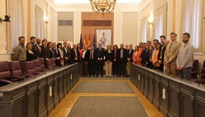 La Asociación Española contra el Cáncer en Guadalajara recibe la Medalla de Oro de la ciudad