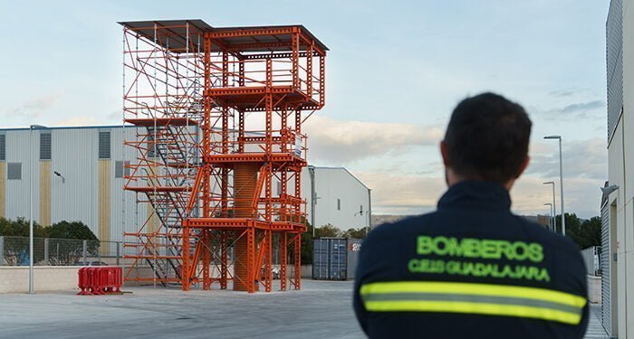 La Diputación de Guadalajara invierte 187.614 euros en mejorar instalaciones de entrenamiento de los bomberos del CEIS