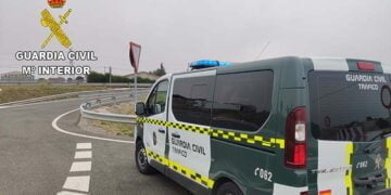 La Guardia Civil de Guadalajara investiga al conductor de una motocicleta implicado en un accidente de circulación por alcoholemia positiva