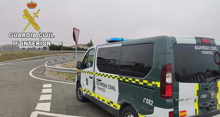 Fallece un hombre de 51 años y dos personas resultan heridas en un accidente de tráfico en Albadalejo de Cuende 1 La Guardia Civil de Guadalajara investiga al conductor de una motocicleta implicado en un accidente de circulación por alcoholemia positiva