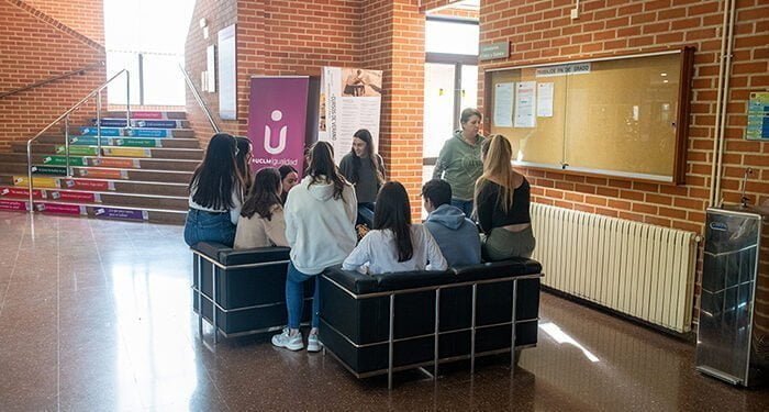 La UCLM conmemora el 8M con mayoría de mujeres en las aulas y actividades en todos los campus y sedes 1 La UCLM conmemora el 8M con mayoría de mujeres en las aulas y actividades en todos los campus y sedes