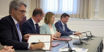 La Universidad de Alcalá y la empresa Cummins firman un convenio para el desarrollo de actividades formativas y de innovación