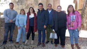 Los Libros Viajan por la Provincia lleva la presentación de Mikel Santiago a Arcas con la participación de más de 200 personas